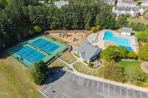 1279 Horsham Way Apex NC 27502