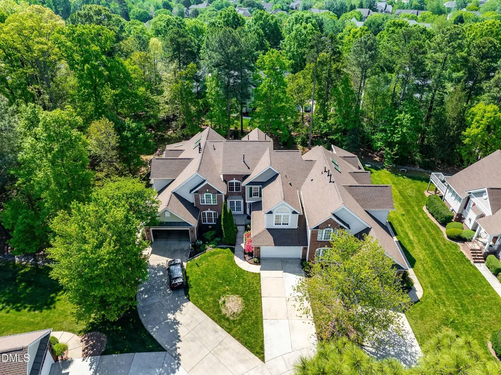 9113 White Eagle Court Raleigh NC 27617