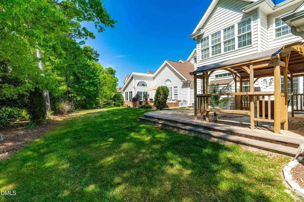 9113 White Eagle Court Raleigh NC 27617
