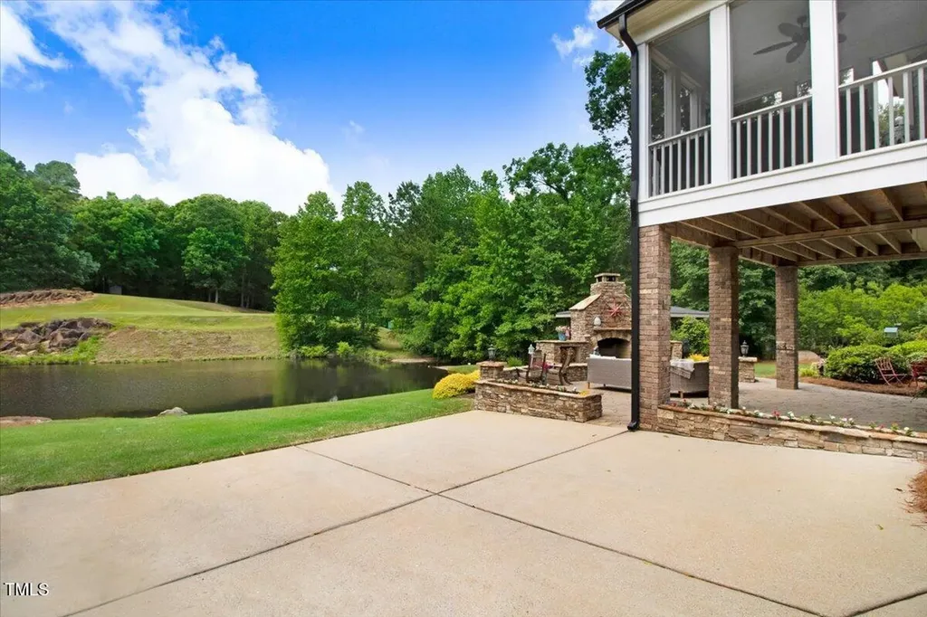 233 Hein Drive Clayton NC 27527