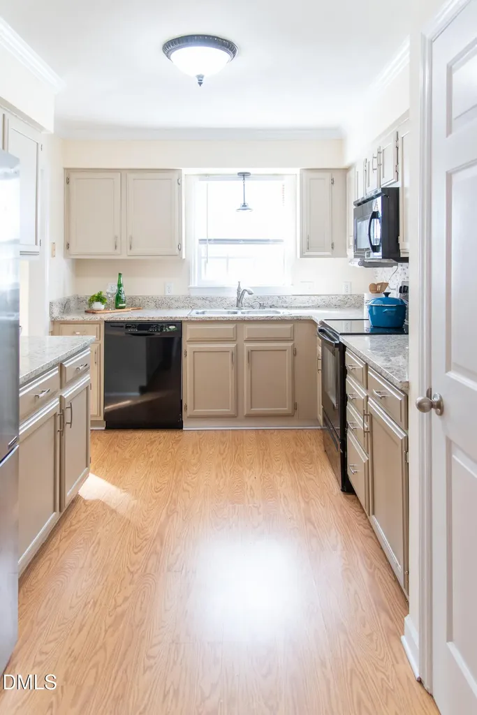 6728 Queen Annes Drive Raleigh NC 27613