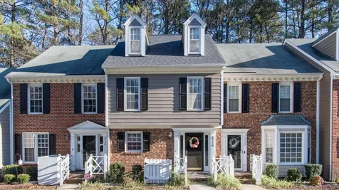 6728 Queen Annes Drive Raleigh NC 27613