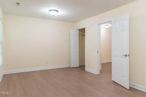 6728 Queen Annes Drive Raleigh NC 27613