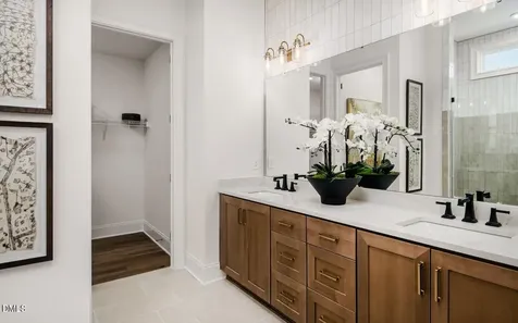 5112 Fountainbridge Court Raleigh NC 27610