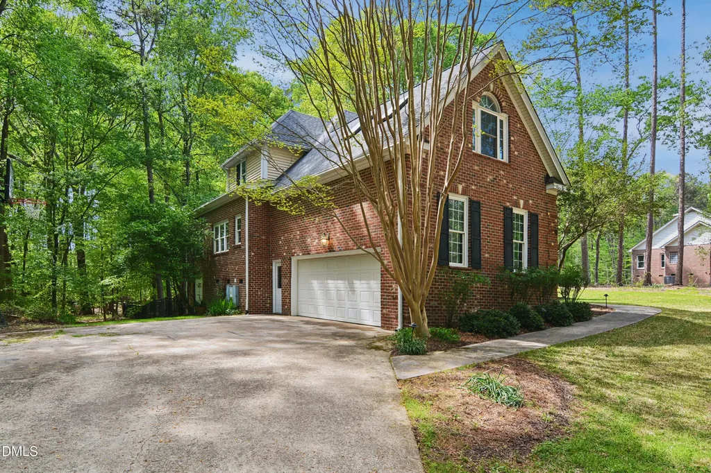 4605 Bartwood Drive Raleigh NC 27613