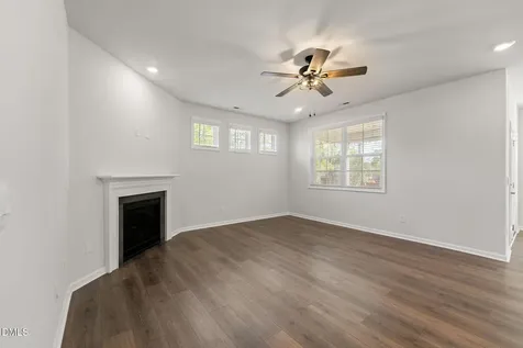 1639 Abberly Place Graham NC 27253