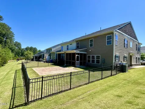 553 Barneswyck Drive Fuquay Varina NC 27526