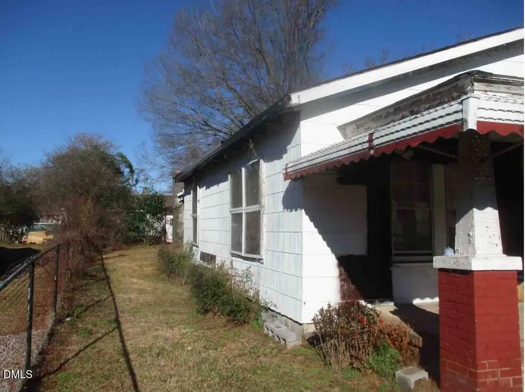 611 N Wilson Avenue Dunn NC 28334