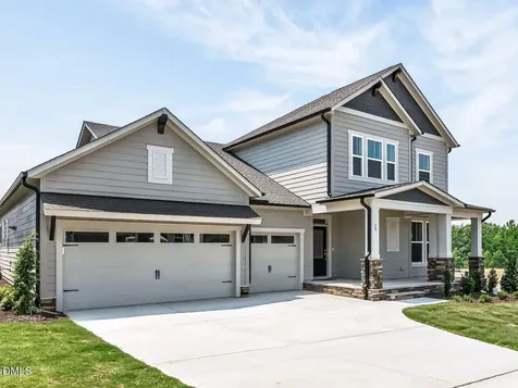 28 Reflection Parkway Fuquay Varina NC 27526