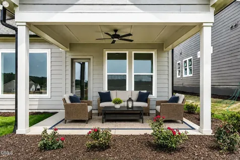 28 Reflection Parkway Fuquay Varina NC 27526