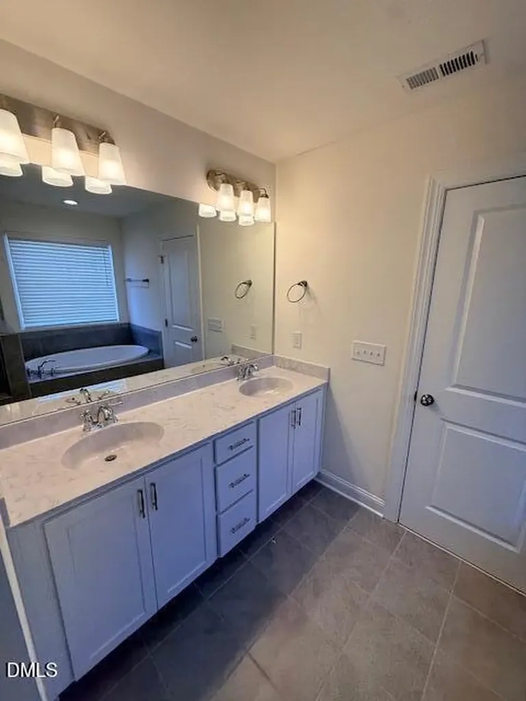 401 Sailor Way Fuquay Varina NC 27526