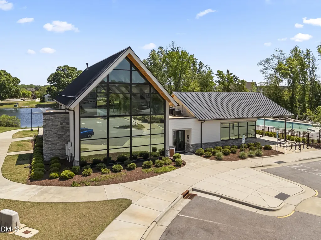 121 Faxton Way Holly Springs NC 27540