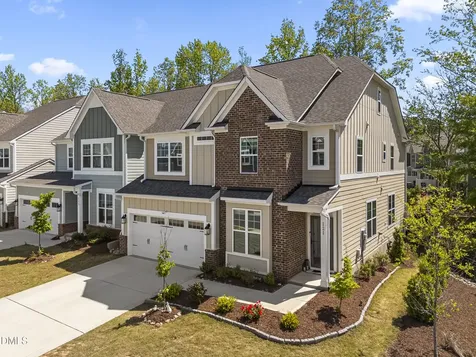 121 Faxton Way Holly Springs NC 27540