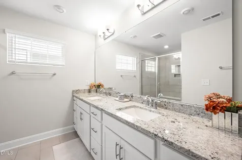 121 Faxton Way Holly Springs NC 27540