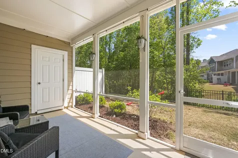 121 Faxton Way Holly Springs NC 27540