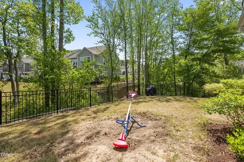 121 Faxton Way Holly Springs NC 27540