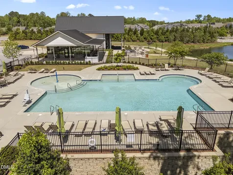 121 Faxton Way Holly Springs NC 27540