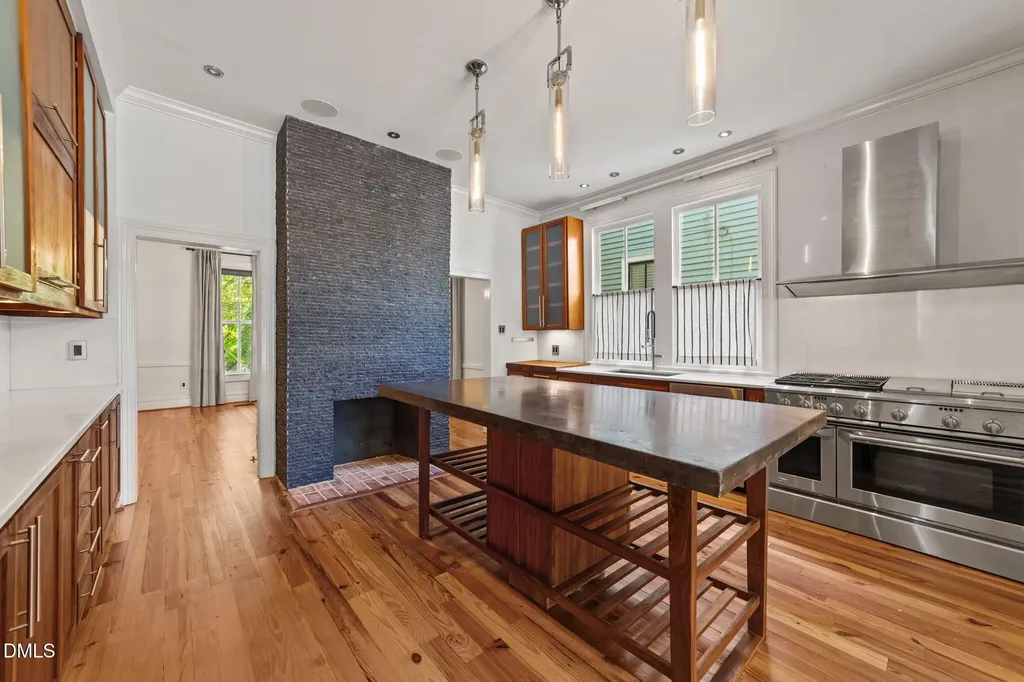 511 Oakwood Avenue Raleigh NC 27601