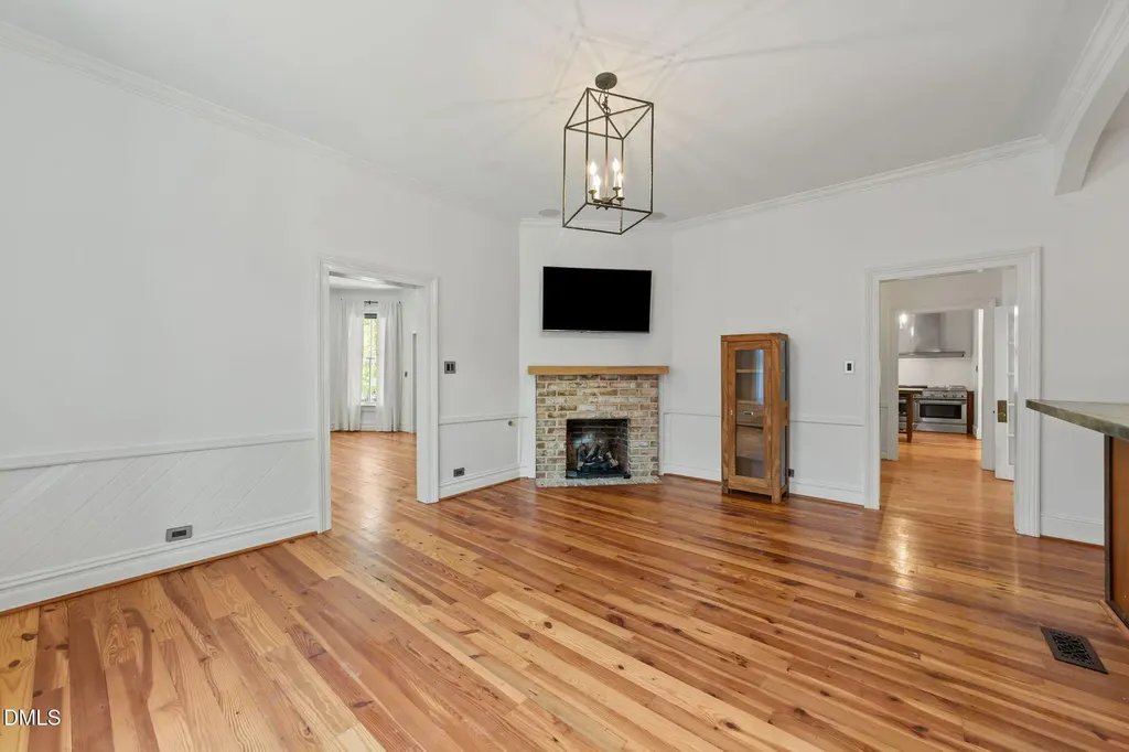 511 Oakwood Avenue Raleigh NC 27601