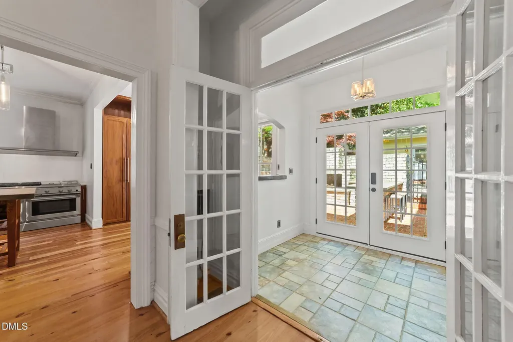 511 Oakwood Avenue Raleigh NC 27601