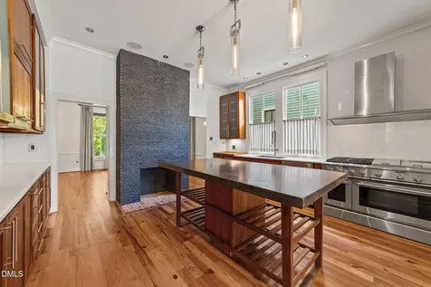 511 Oakwood Avenue Raleigh NC 27601