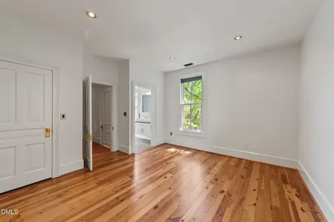 511 Oakwood Avenue Raleigh NC 27601
