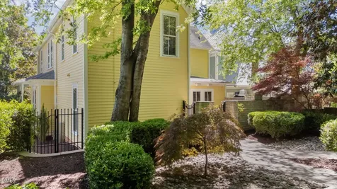 511 Oakwood Avenue Raleigh NC 27601