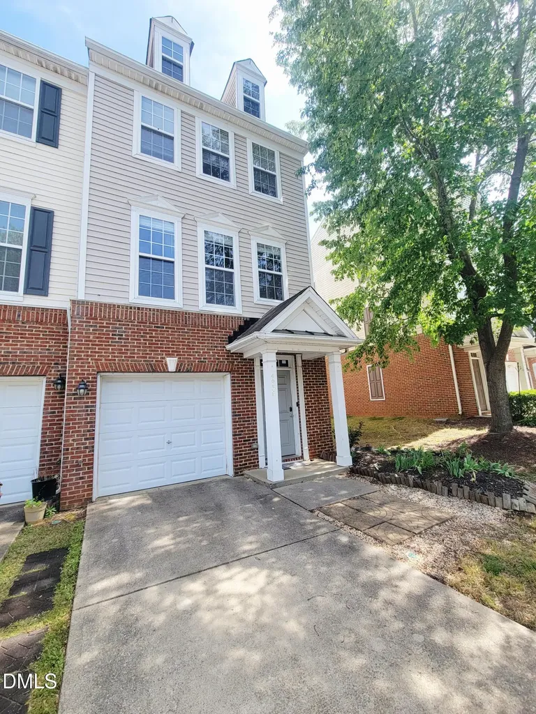 4936 Wyatt Brook Way Raleigh NC 27609