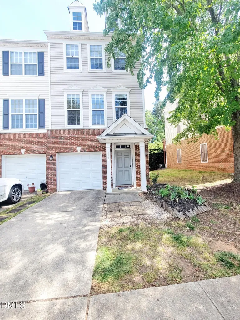 4936 Wyatt Brook Way Raleigh NC 27609