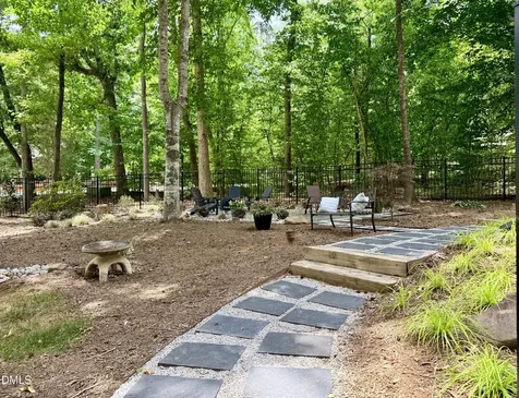 996 Cleland Drive Chapel Hill NC 27517