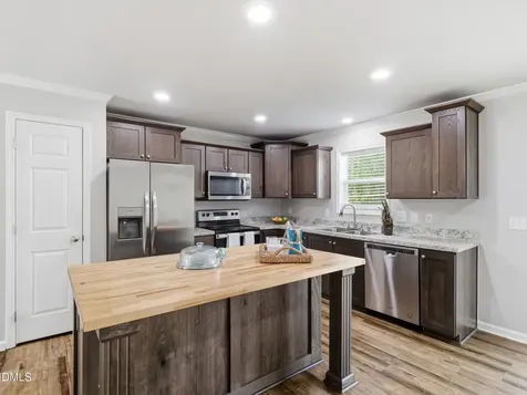 3003 Dogwood Drive Raleigh NC 27604