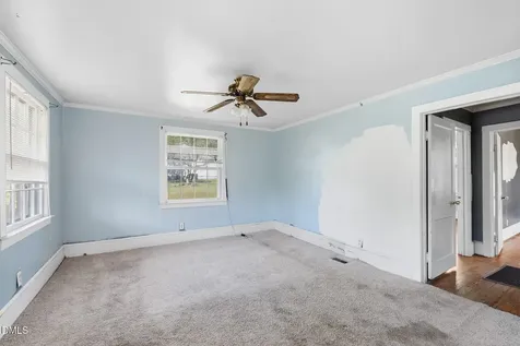 709 Wait Avenue Wake Forest NC 27587
