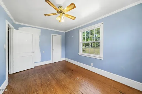 709 Wait Avenue Wake Forest NC 27587