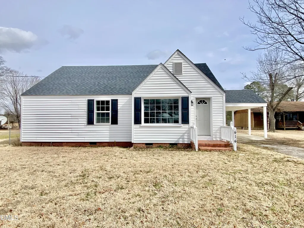 414 W Main Street Selma NC 27576