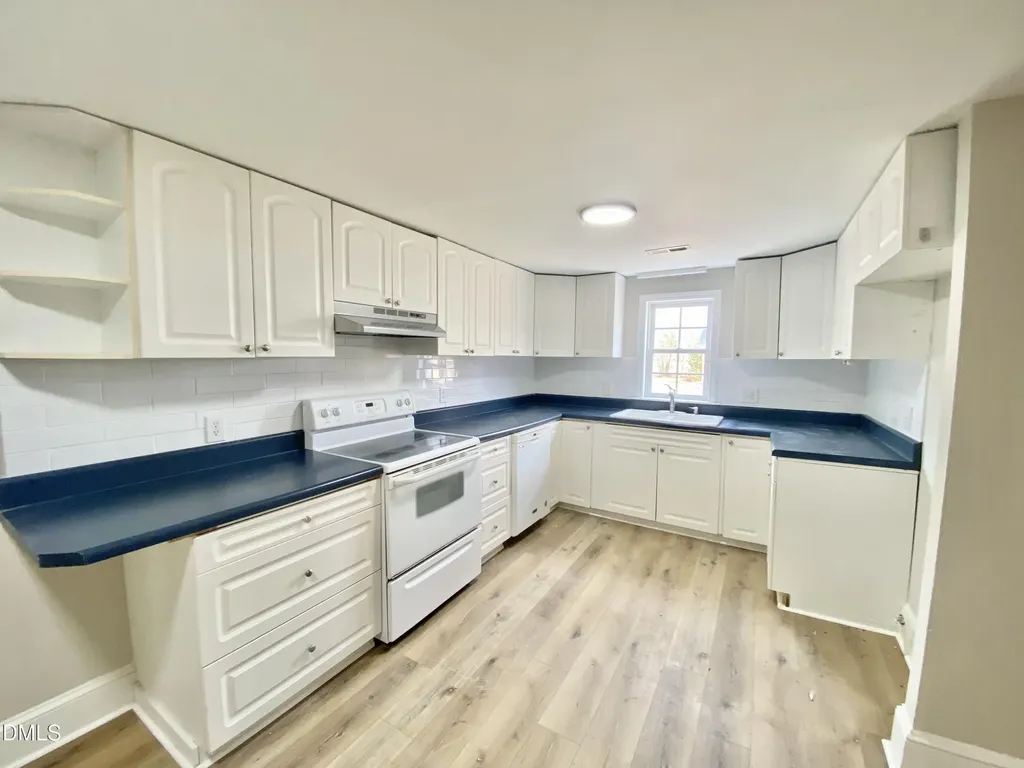 414 W Main Street Selma NC 27576