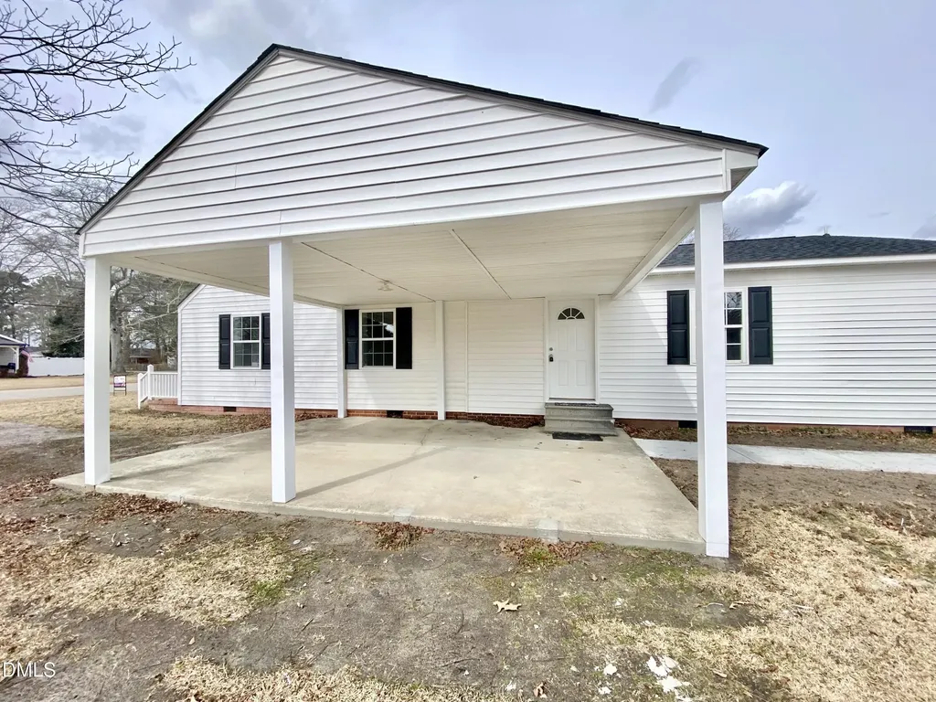 414 W Main Street Selma NC 27576