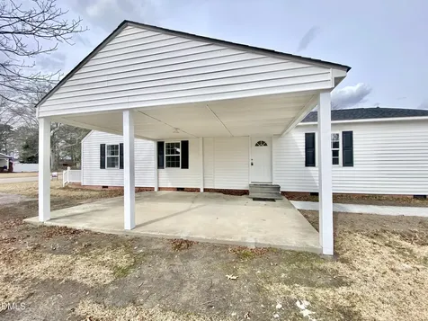 414 W Main Street Selma NC 27576