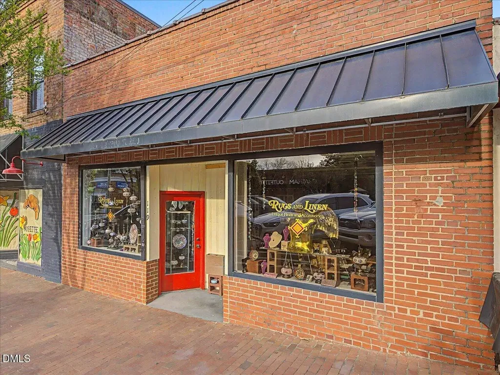119 Hillsboro Street Pittsboro NC 27312