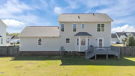 137 Woodglen Drive Clayton NC 27527