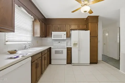 2545 Wood Valley Road Winston-salem NC 27106