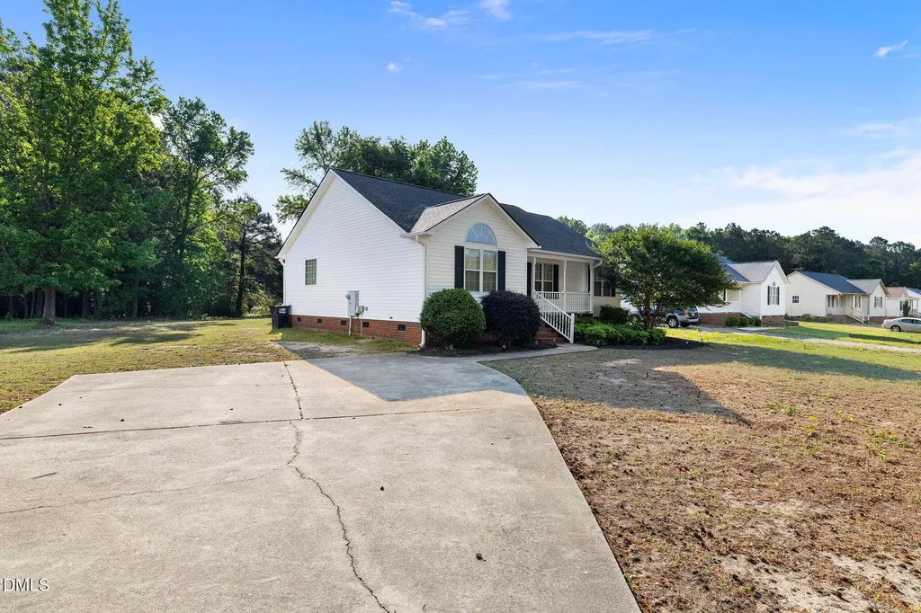 115 Sommerset Drive Clayton NC 27520