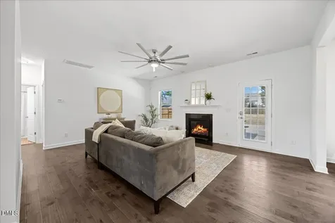 57 Seashore Point Clayton NC 27520