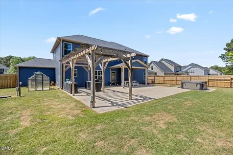 57 Seashore Point Clayton NC 27520