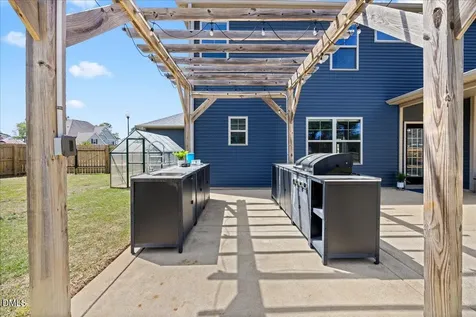 57 Seashore Point Clayton NC 27520