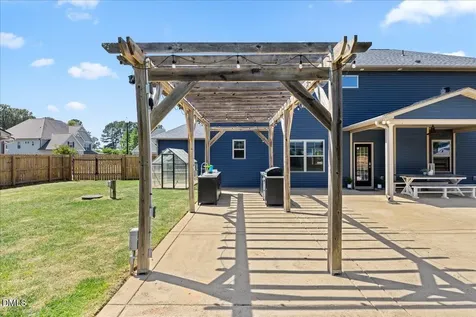 57 Seashore Point Clayton NC 27520