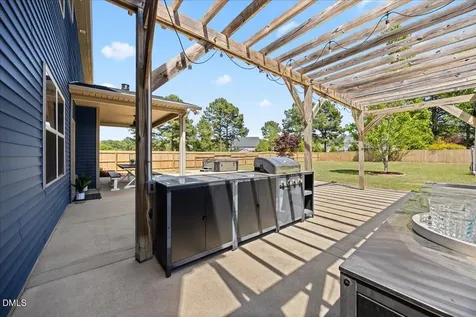 57 Seashore Point Clayton NC 27520