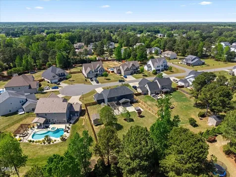 57 Seashore Point Clayton NC 27520