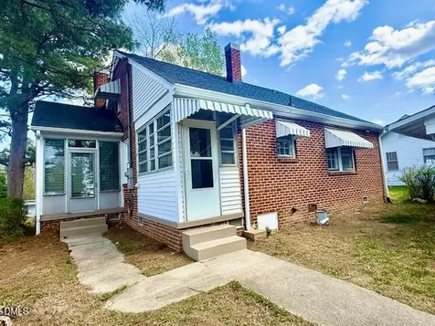 1207 College Street Oxford NC 27565