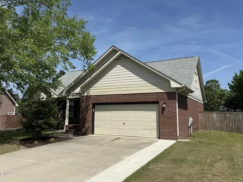 6318 Streeter Drive Hope Mills NC 28348