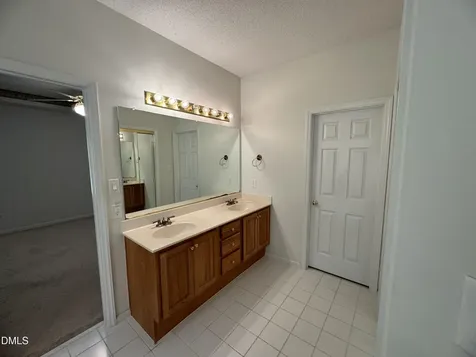111 Ayelsford Drive Cary NC 27518